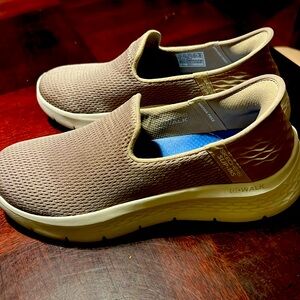 Skechers Slip- ins GOWalk Flex Vegan Washable Shoes Relish - Medium preloved